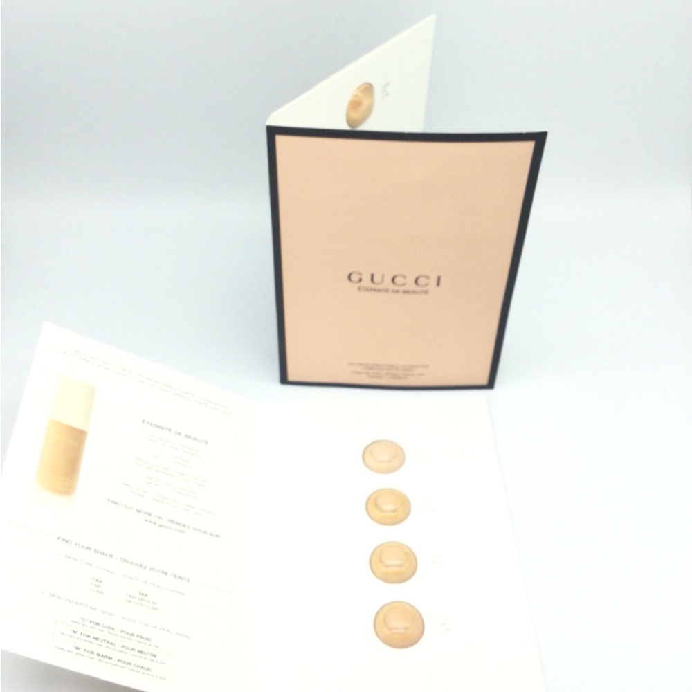 Gucci foundation sample card . New 2 pk bundle